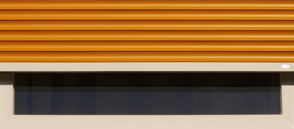 roller-shutter-8496_1920